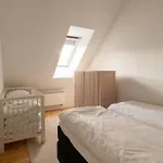 Lägenhet Light-filled 5br Near Tivoli & Stroget For 12 *