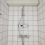 Lägenhet Light-filled 5br Near Tivoli & Stroget For 12 Köpenhamn