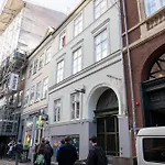 Lägenhet Light-filled 5br Near Tivoli & Stroget For 12 Köpenhamn