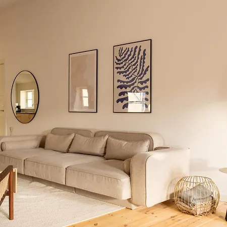 Light-filled 5br Near Tivoli & Stroget For 12 *