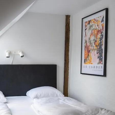 Light-filled 5br Near Tivoli & Stroget For 12 * Kopenhagen