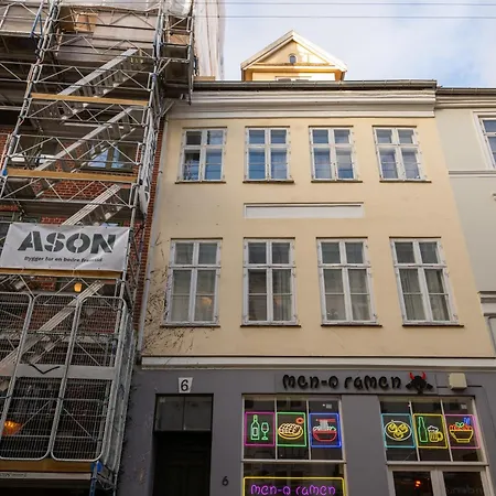 Apartment Light-filled 5br Near Tivoli & Stroget For 12 Kopenhagen