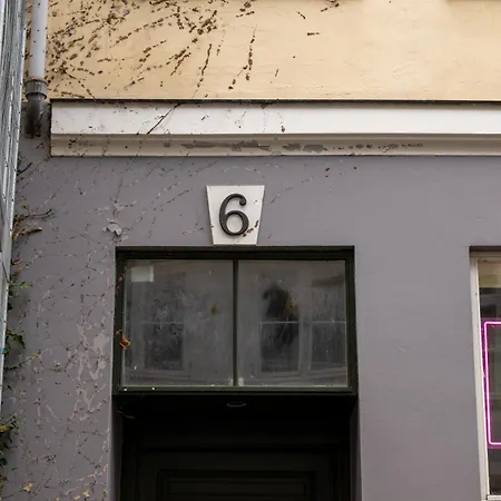 Light-filled 5br Near Tivoli & Stroget For 12 * Kopenhagen