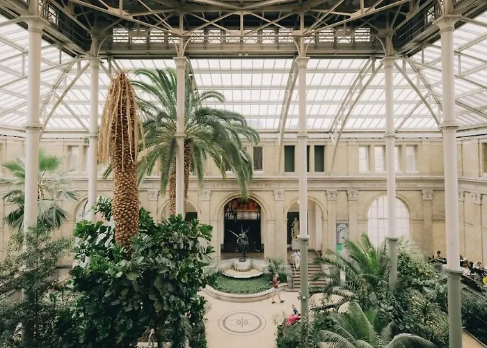 Light-filled 5br Near Tivoli & Stroget For 12 * Köpenhamn